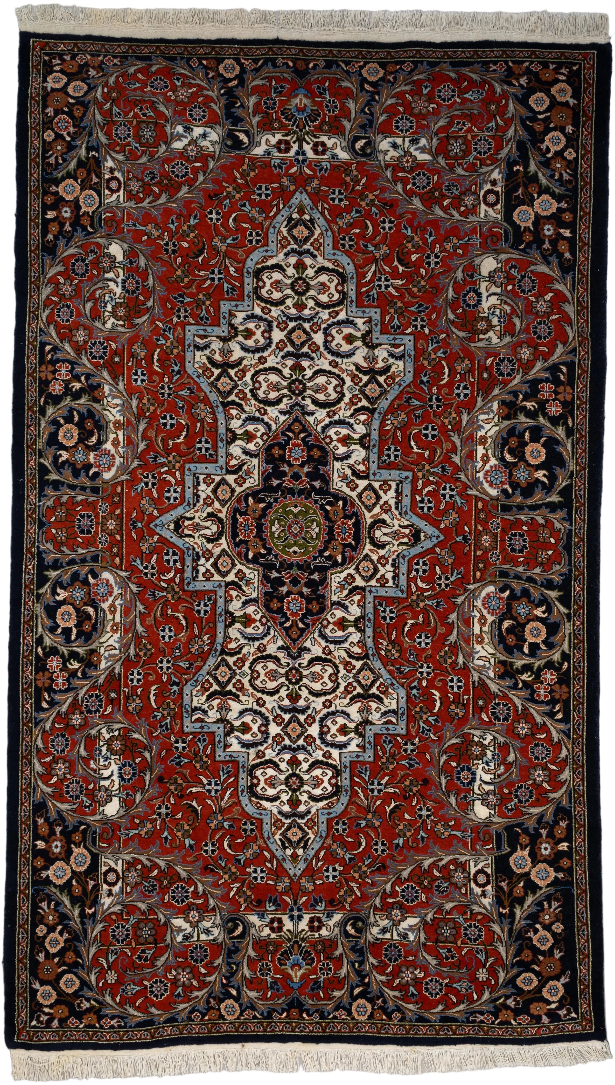 Persian 4' x 7'