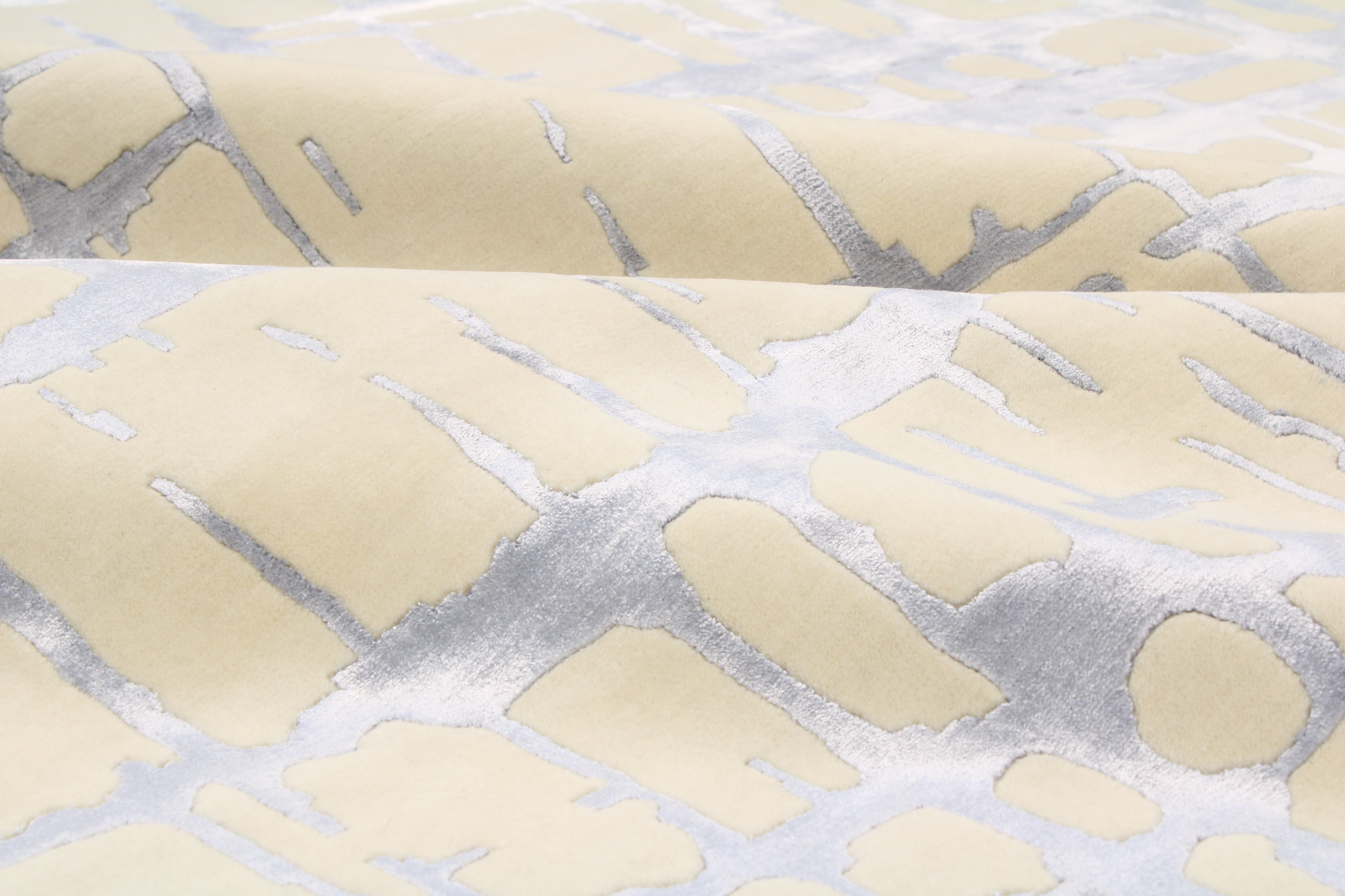 Indo Modern 8'4" x 10'3"