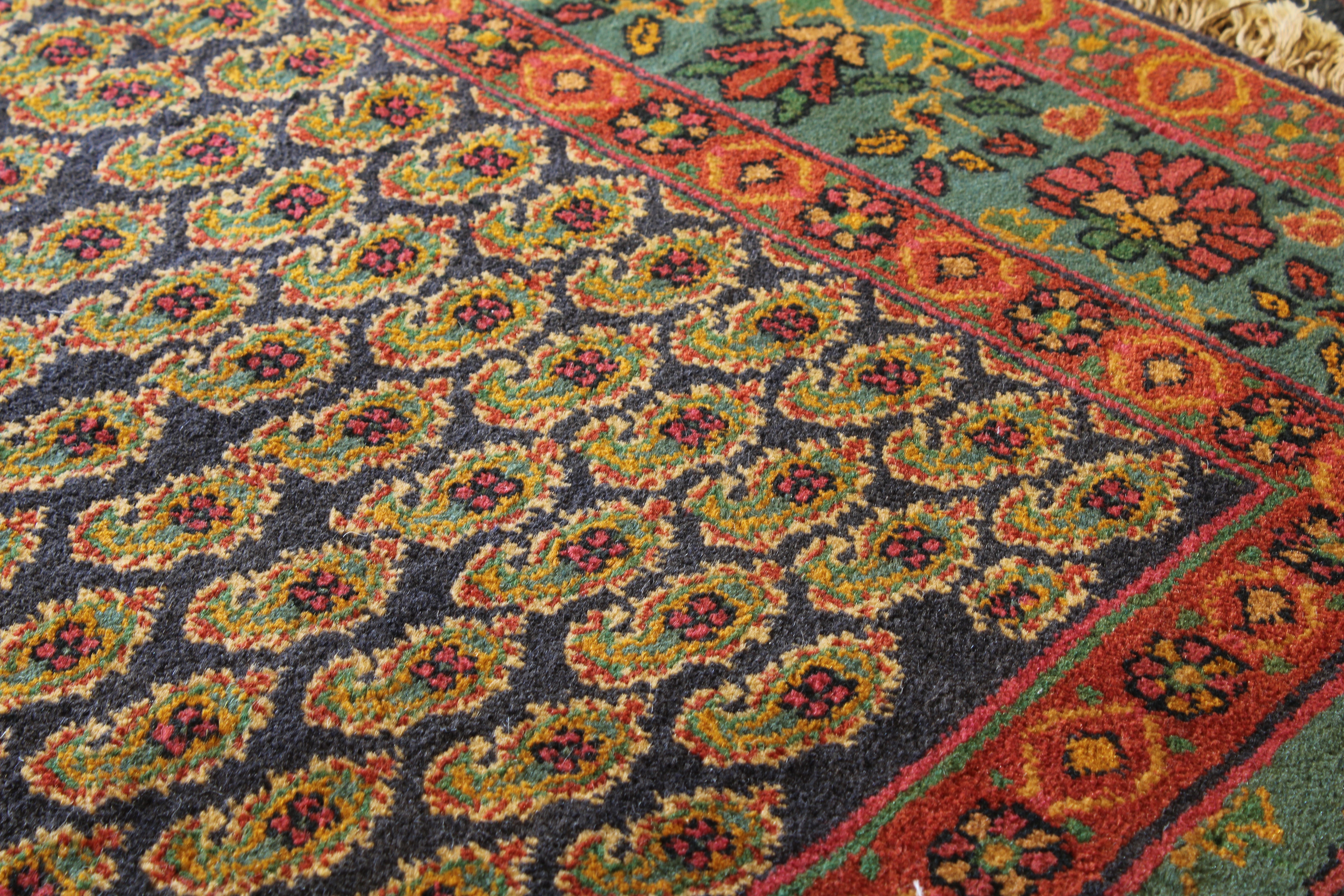Persian 4'11" x 6'