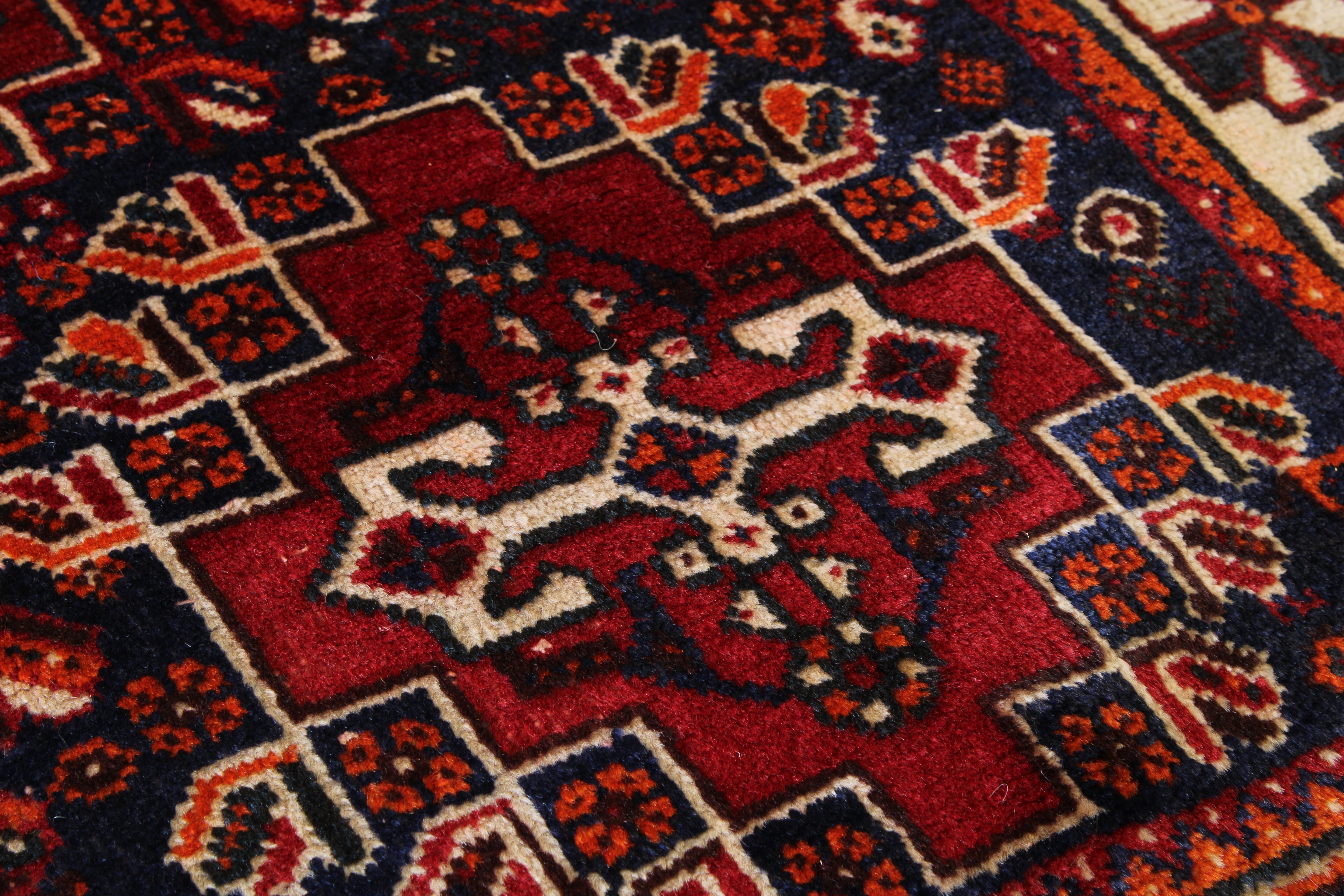 Persian Qashqai 4'8" x 8'6"