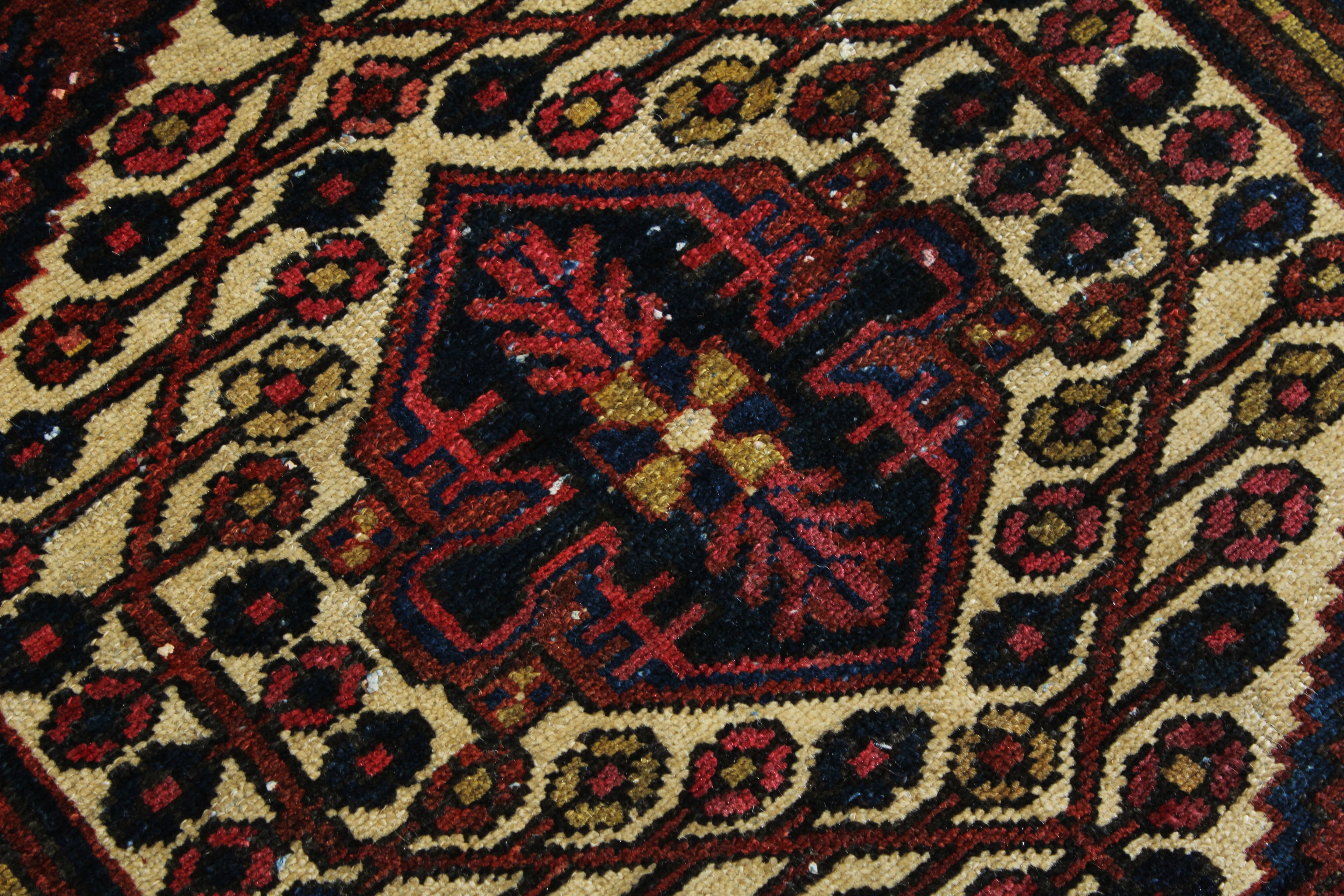 Persian Taleghan 4'9" x 6'9"