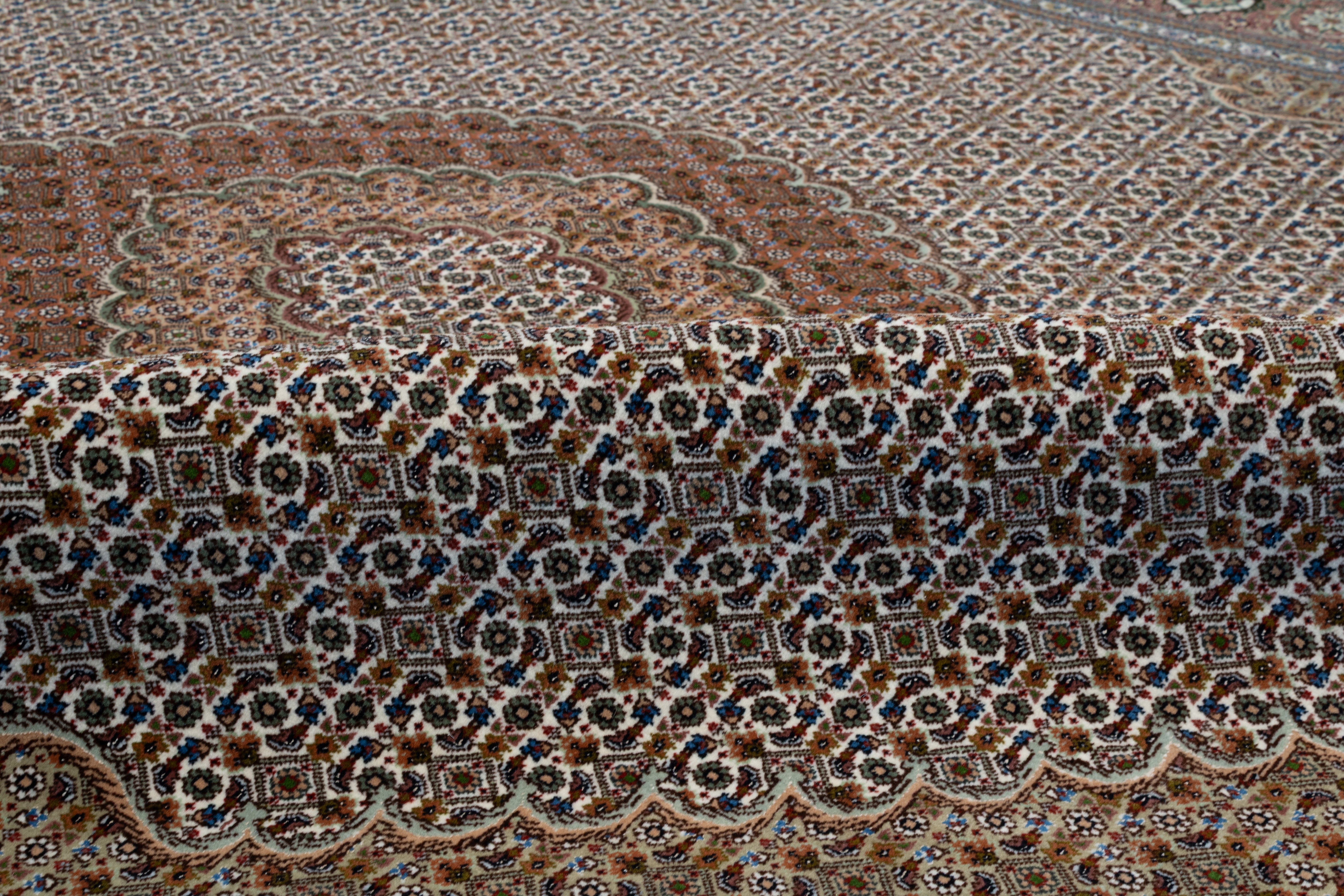 Persian Tabriz Mahi 6'8" x 8'4"