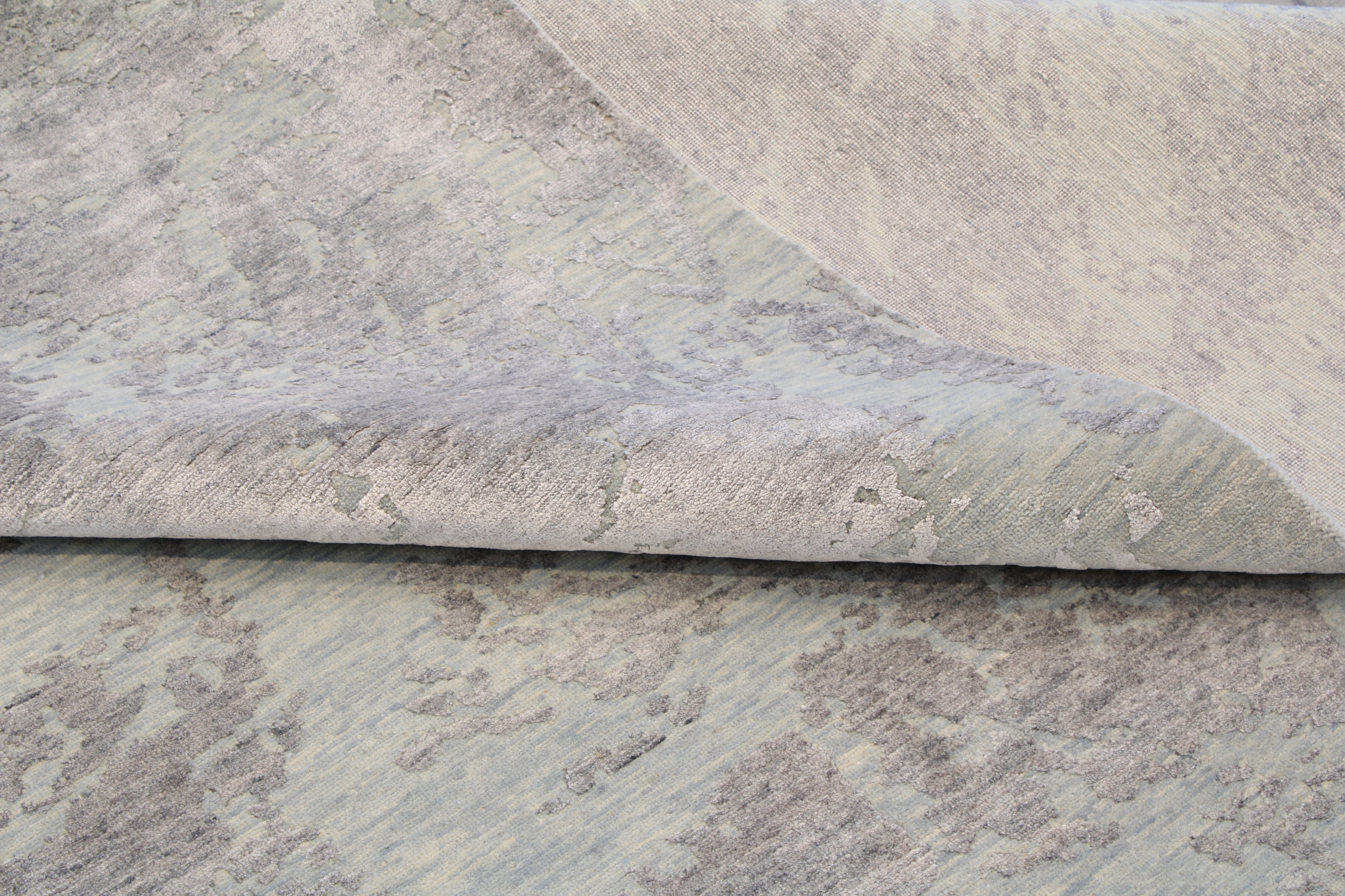 Indo Modern 7'10" x 10'1"