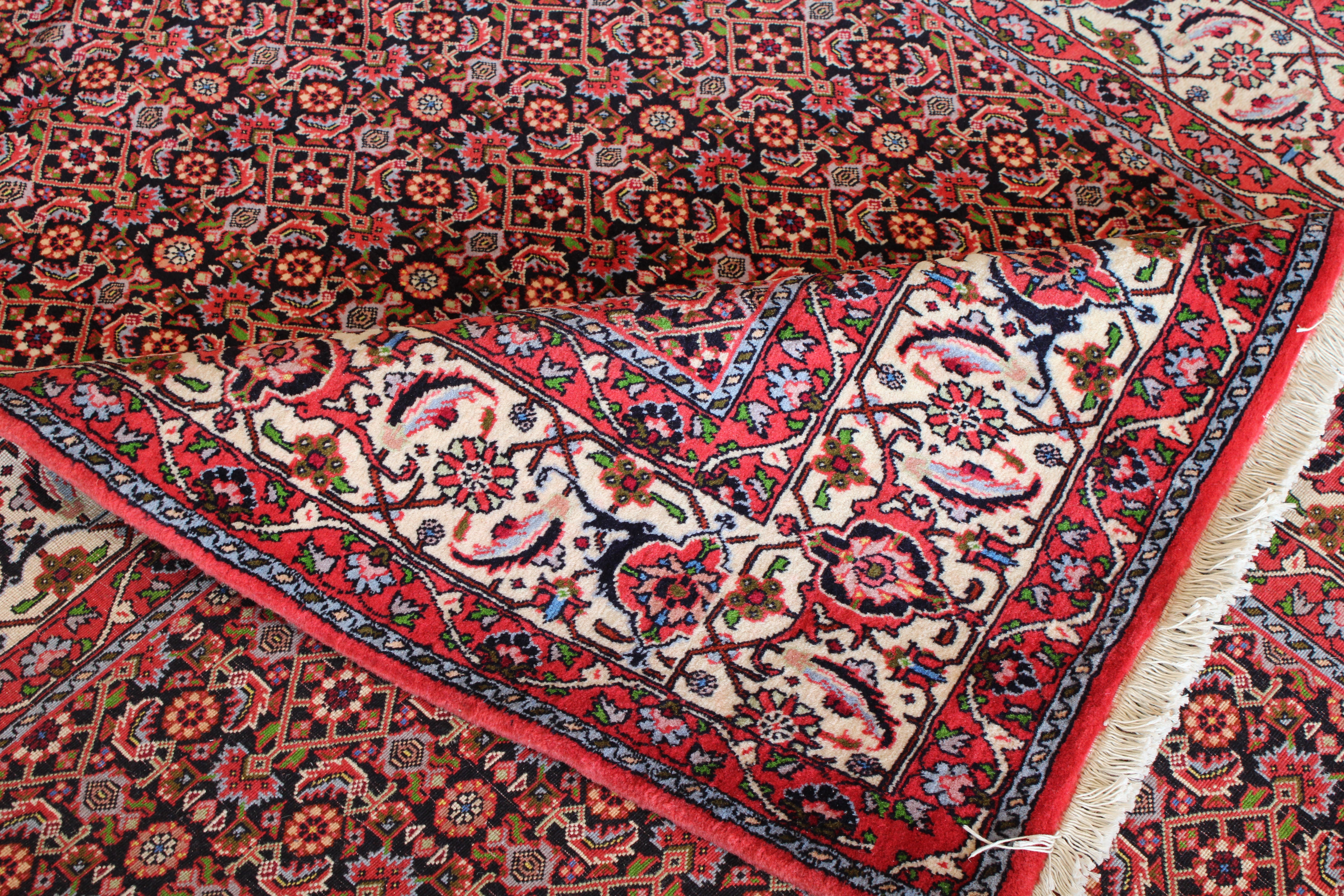 Persian Bidjar 6'9" x 10'