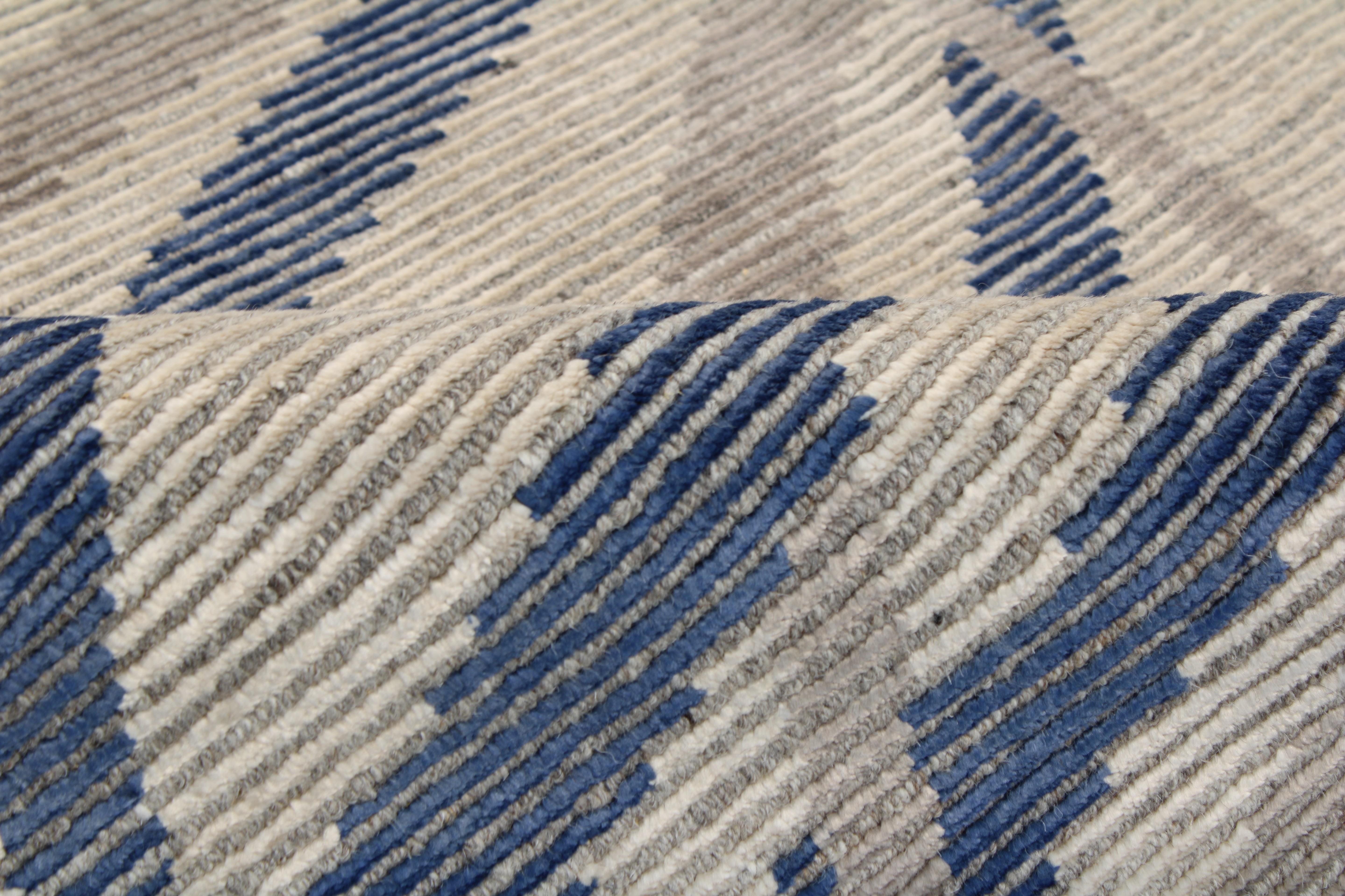 Indo Modern 8'4" x 10'