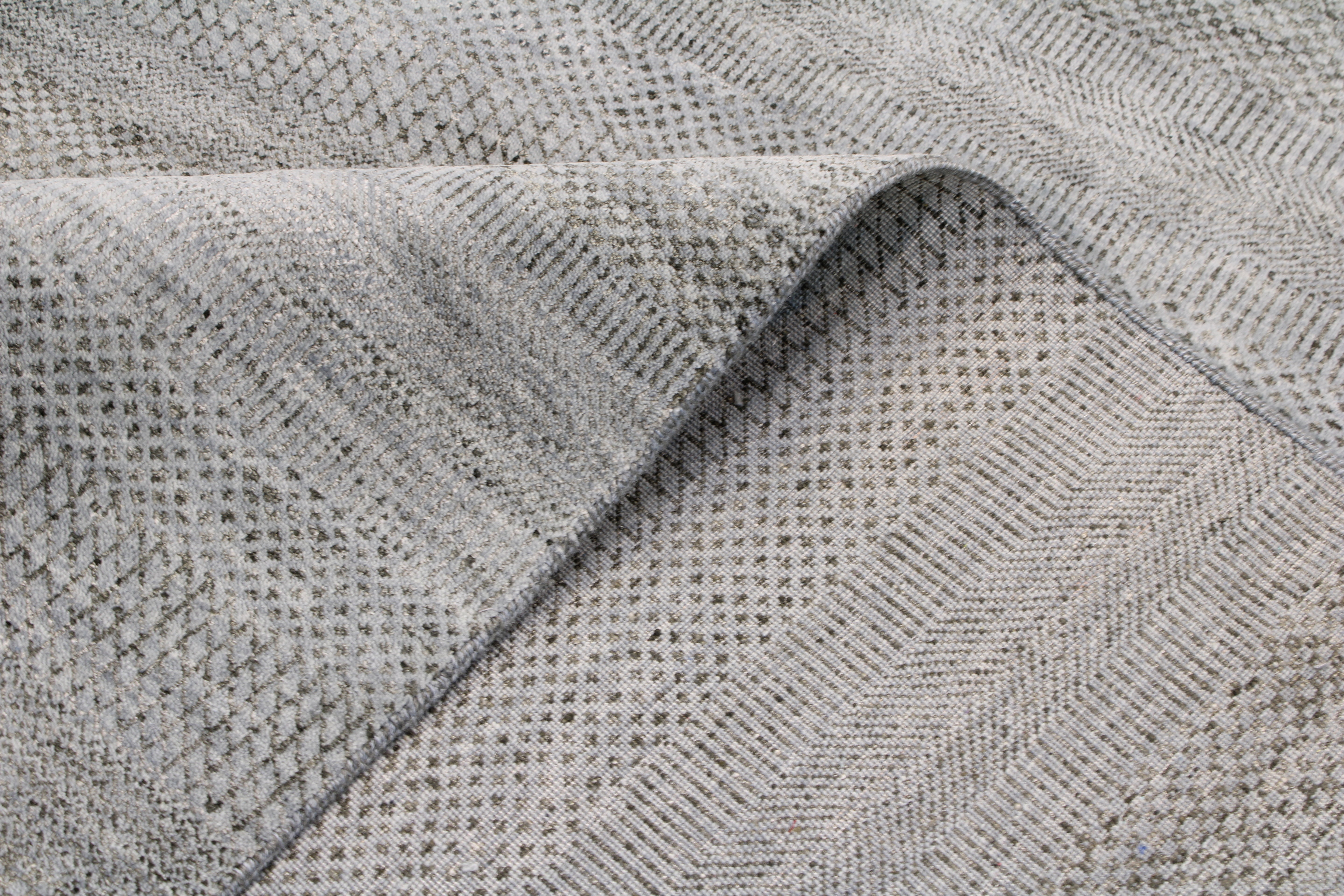 Indo Modern 8'1" x 10'