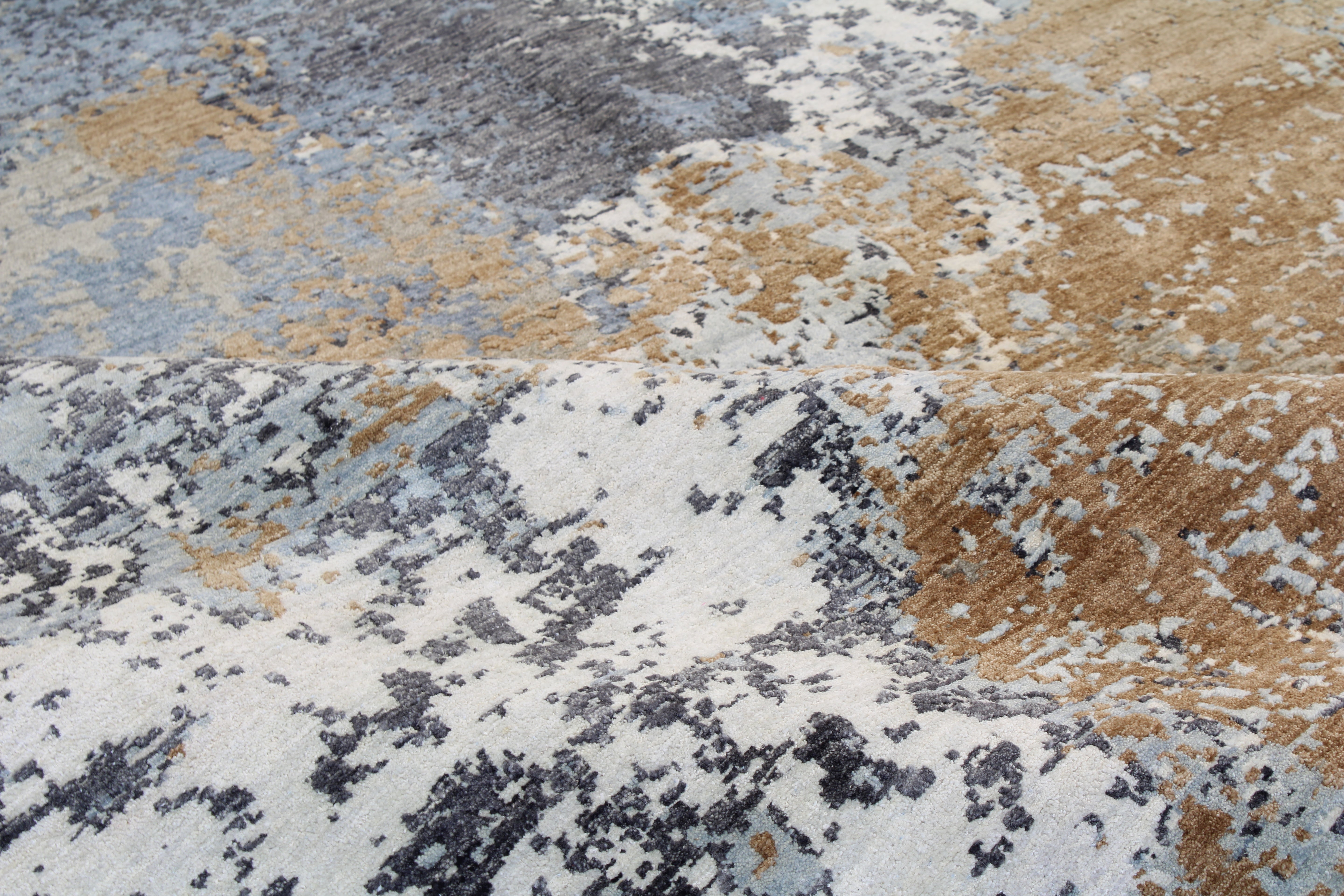 Indo Modern 7'10" x 10'1"