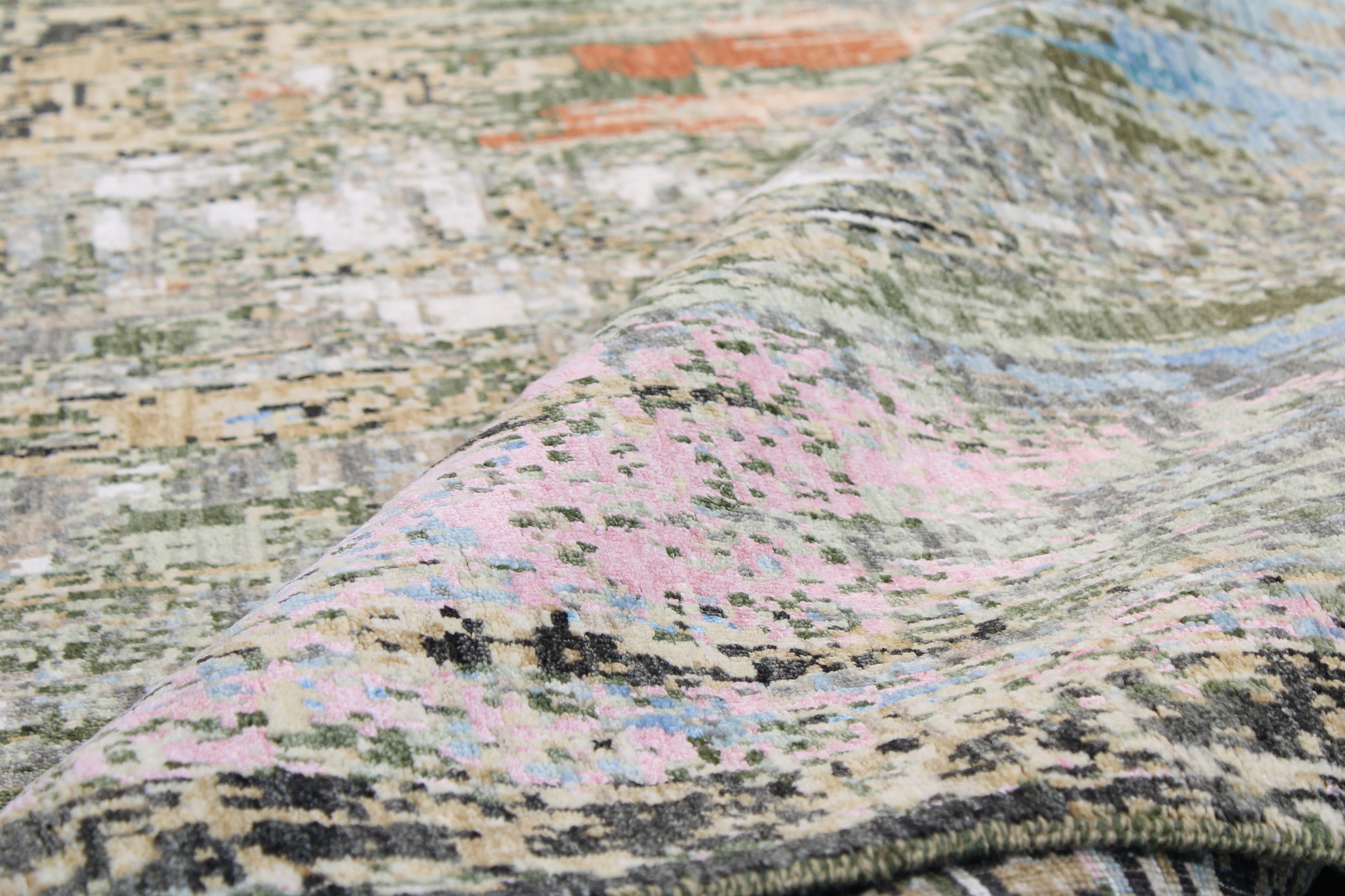 Indo Modern 7'10" x 10'