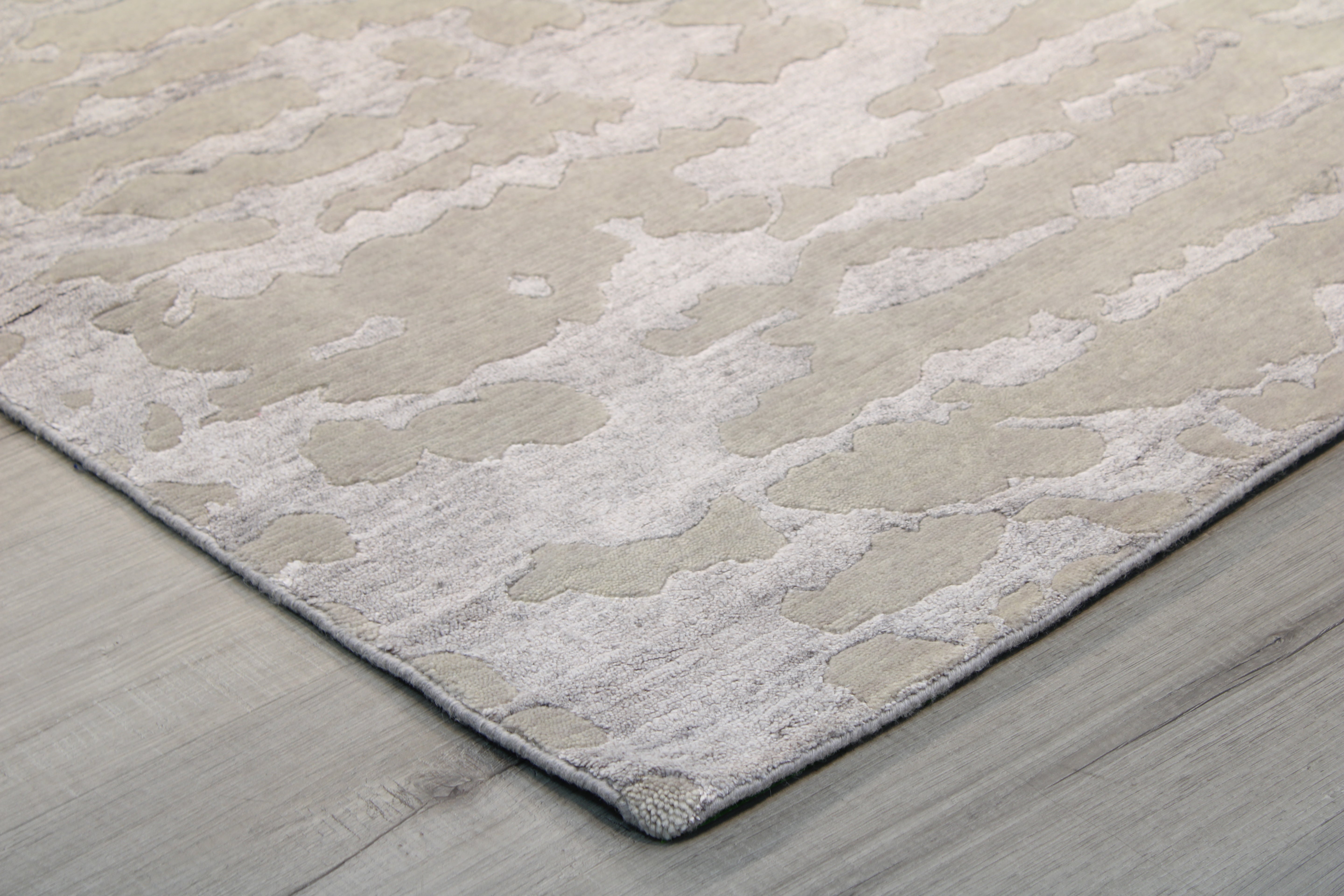 Indo Modern 8'1" x 10'3"