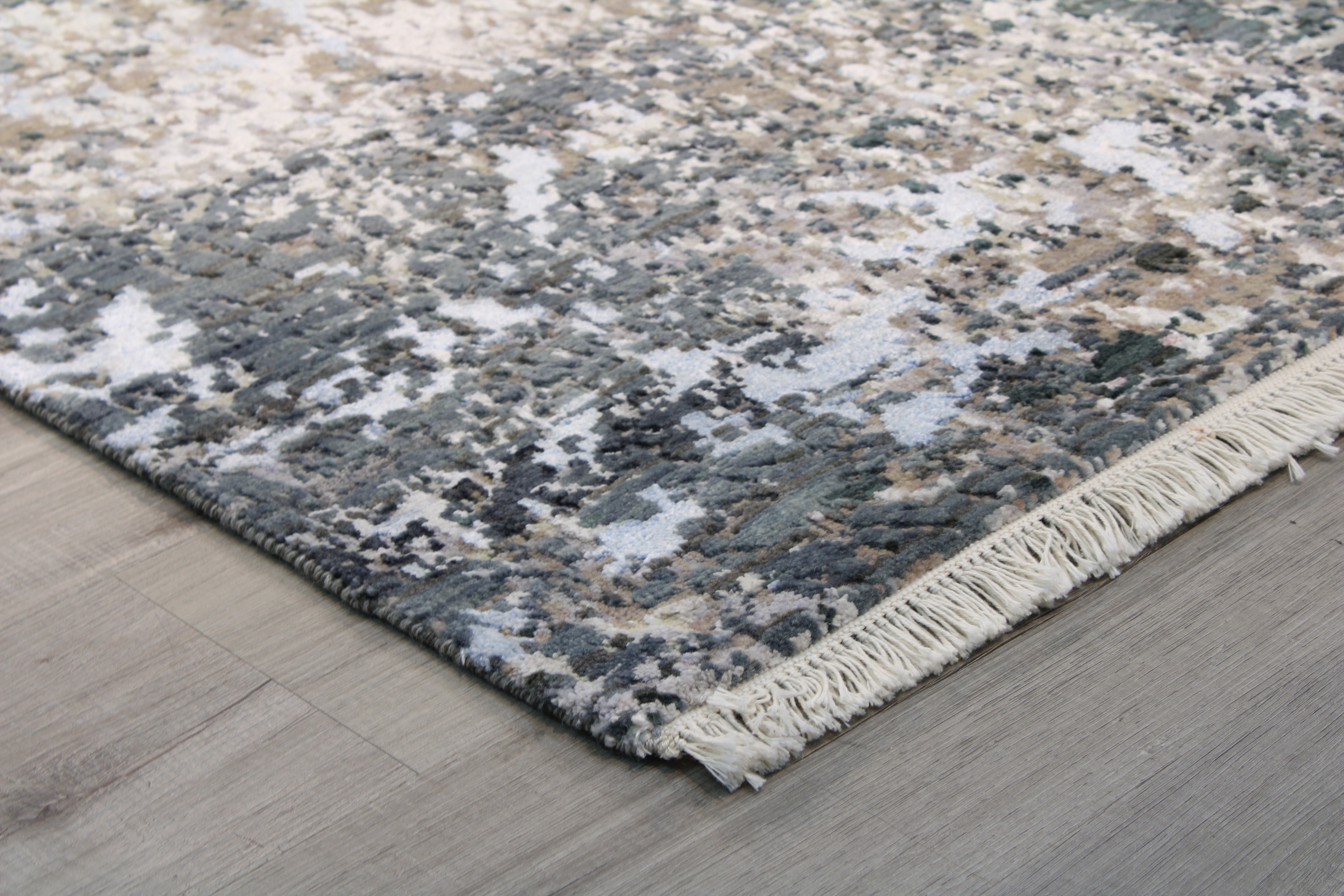 Indo Modern 8' x 10'3"