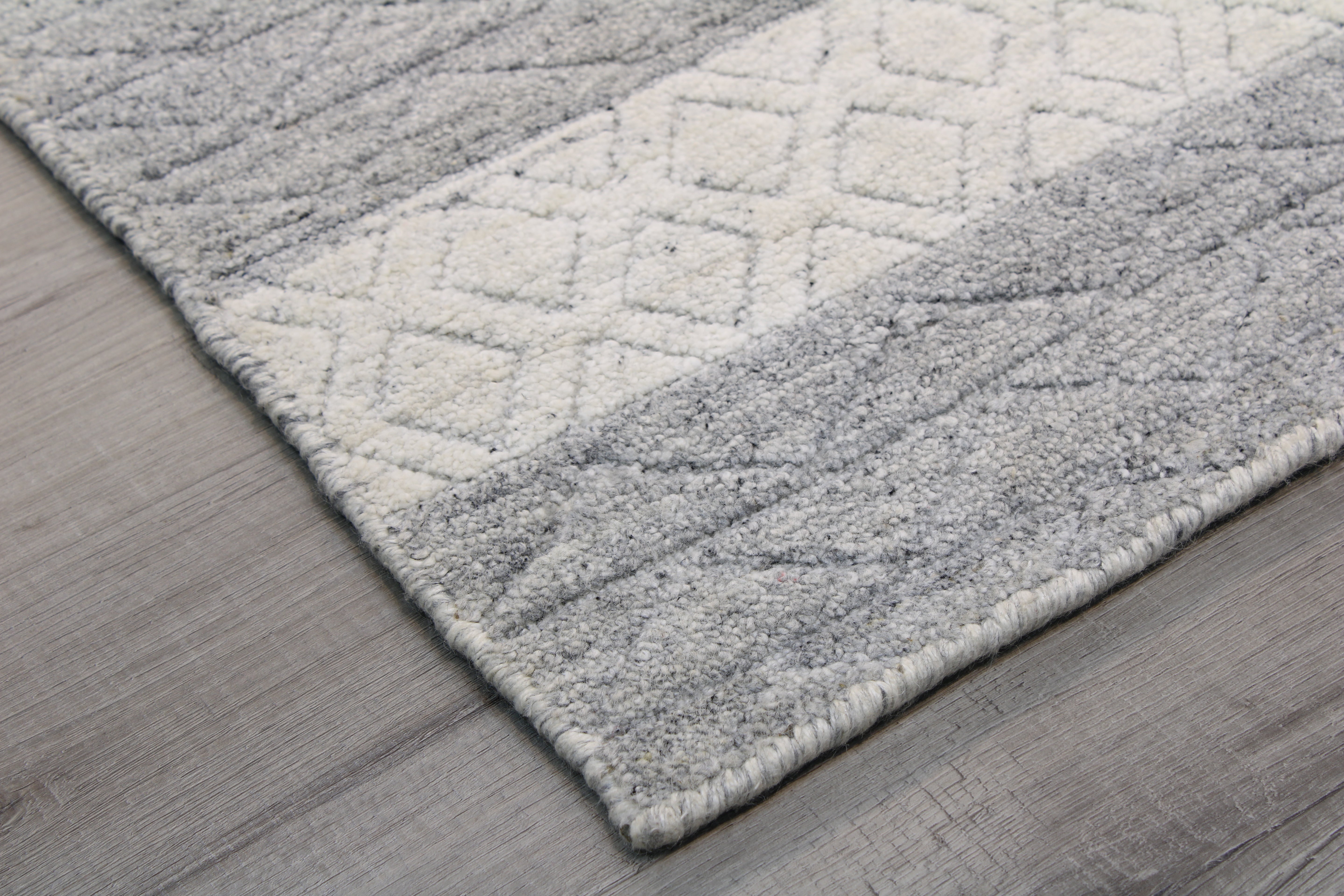 Indo Modern 8'1" x 10'1"