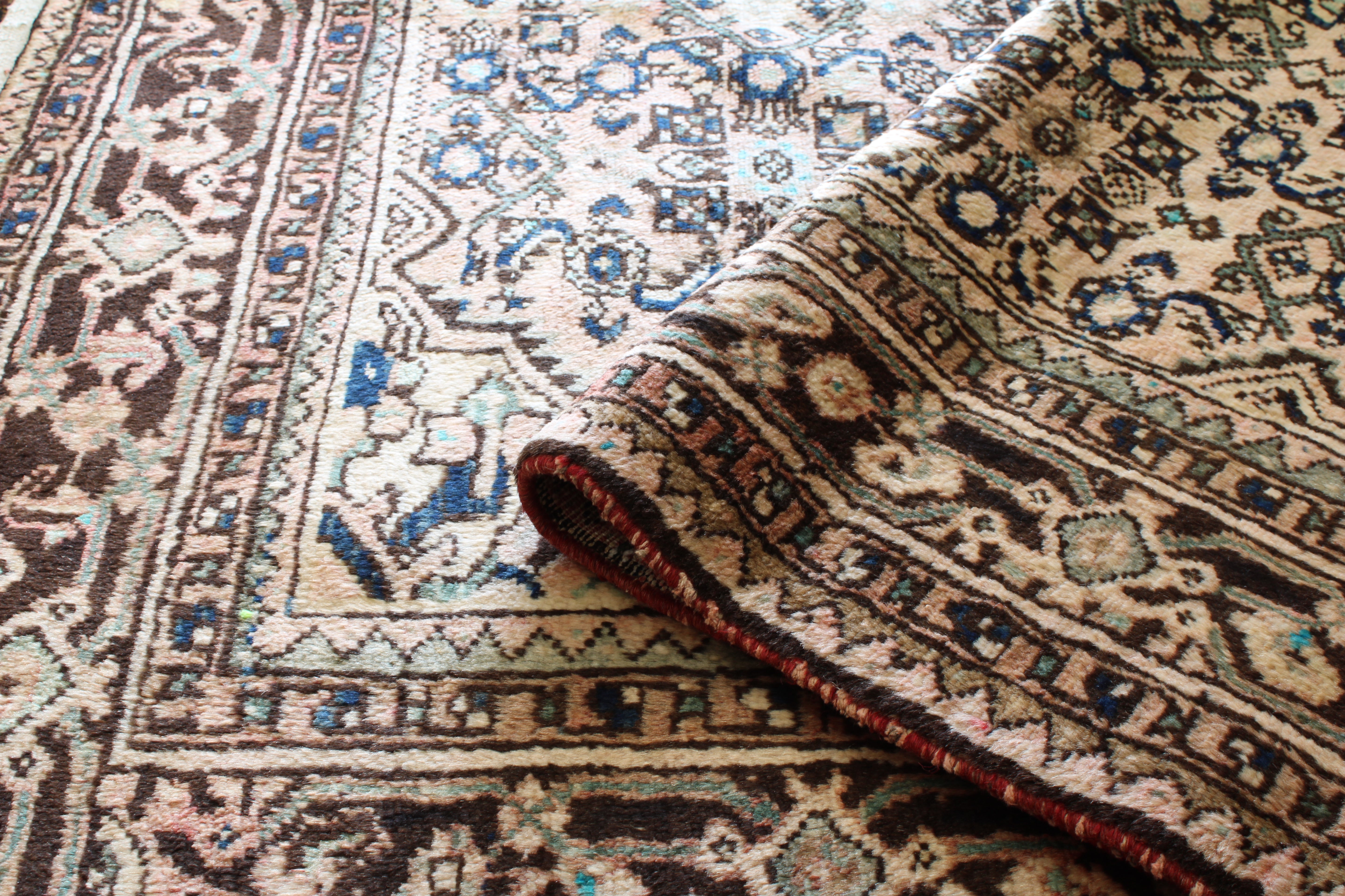 Persian Ghashghai 5'6" x 6'11"