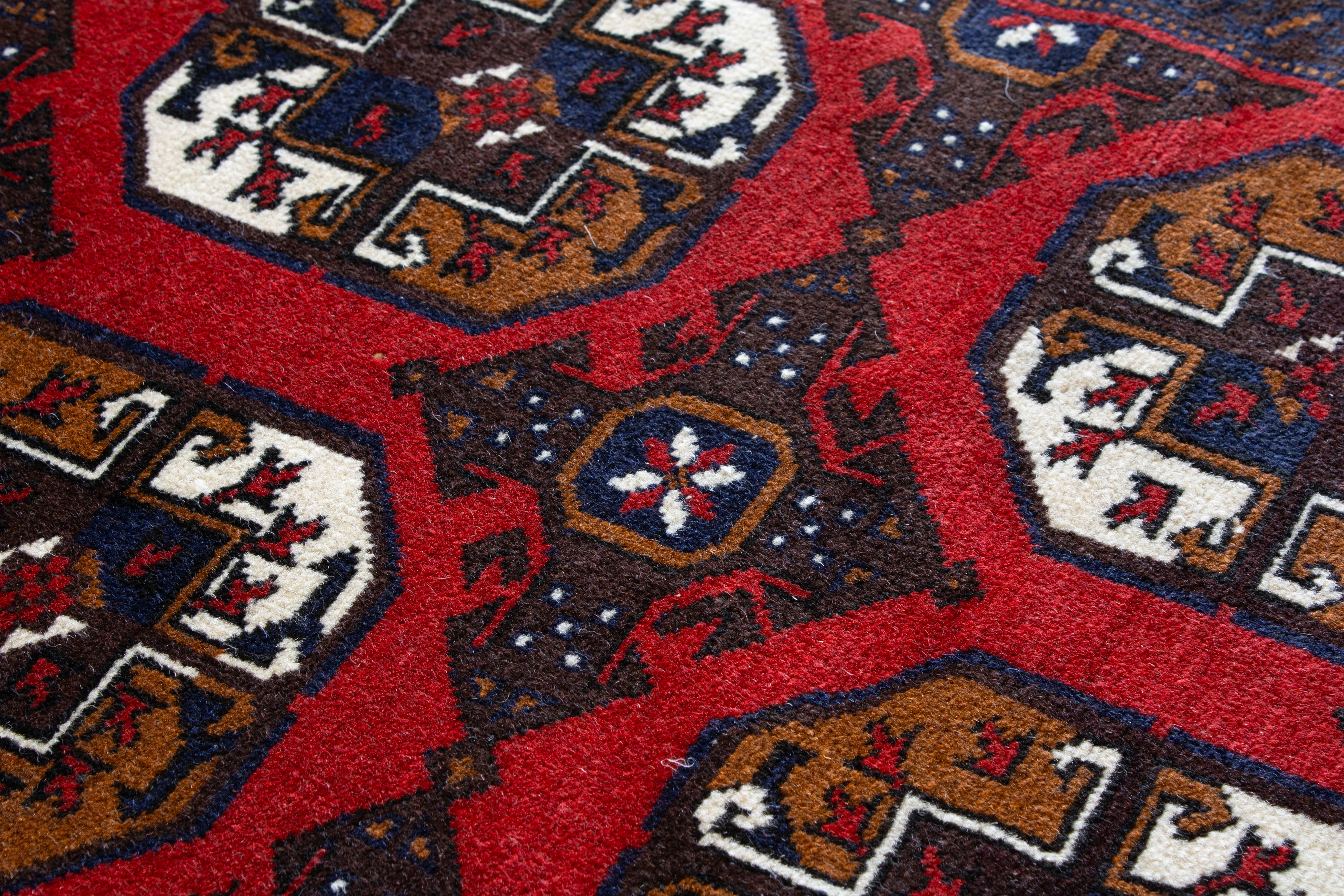 Pakistan Balouch 2'11" x 4'5"