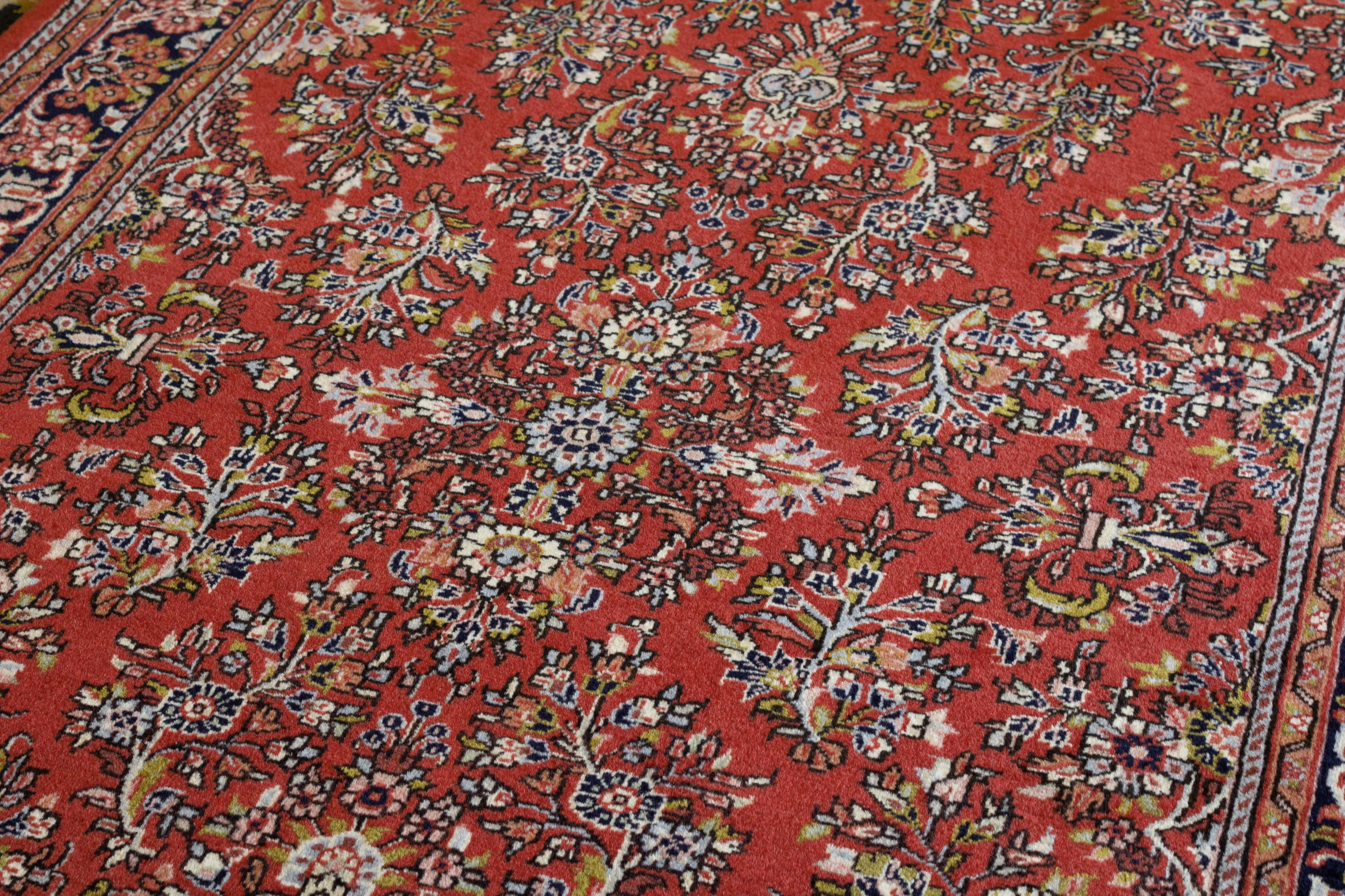Persian Sarouk 3'7" x 5'4"