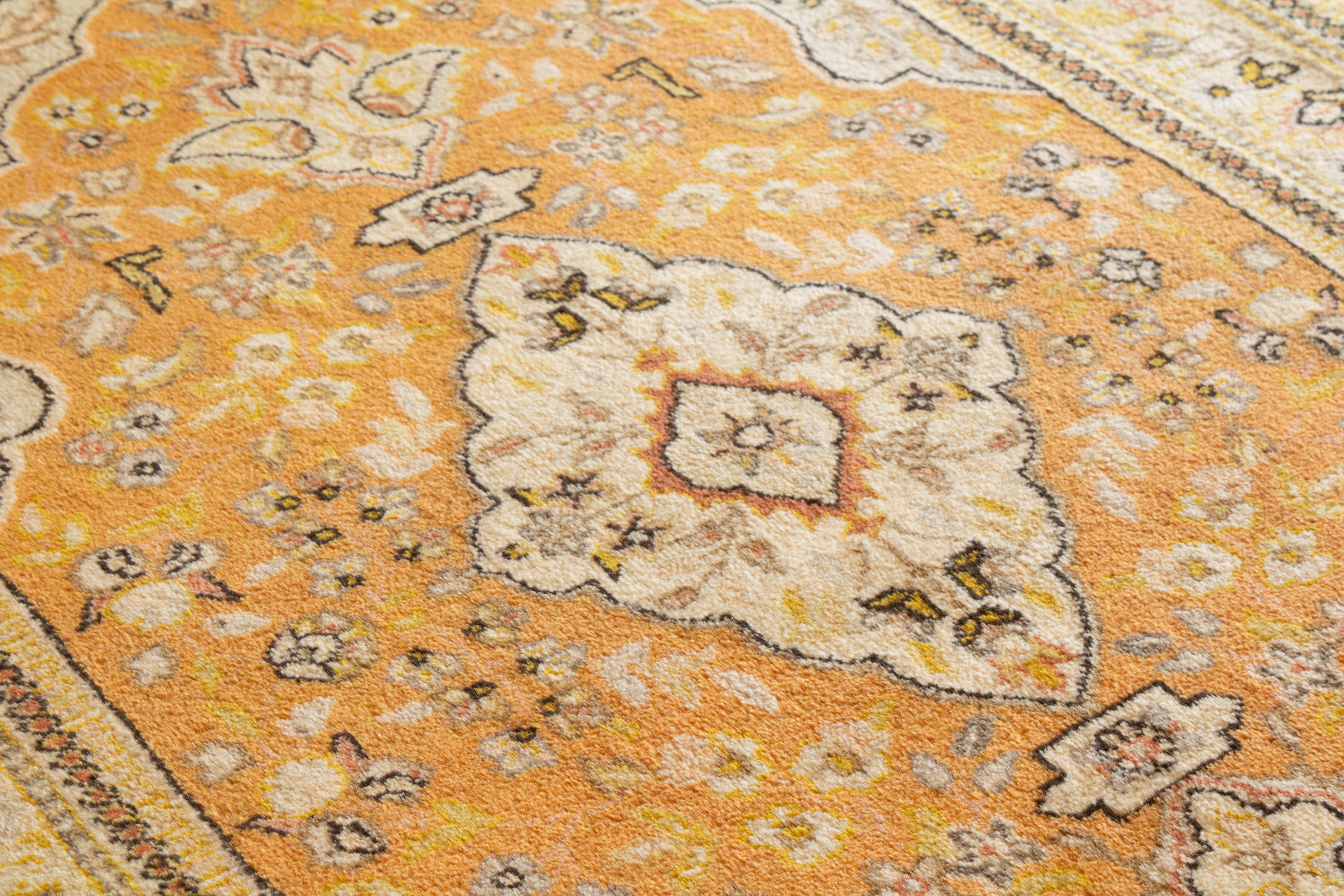 Persian Tabriz 3'2" x 4'8"