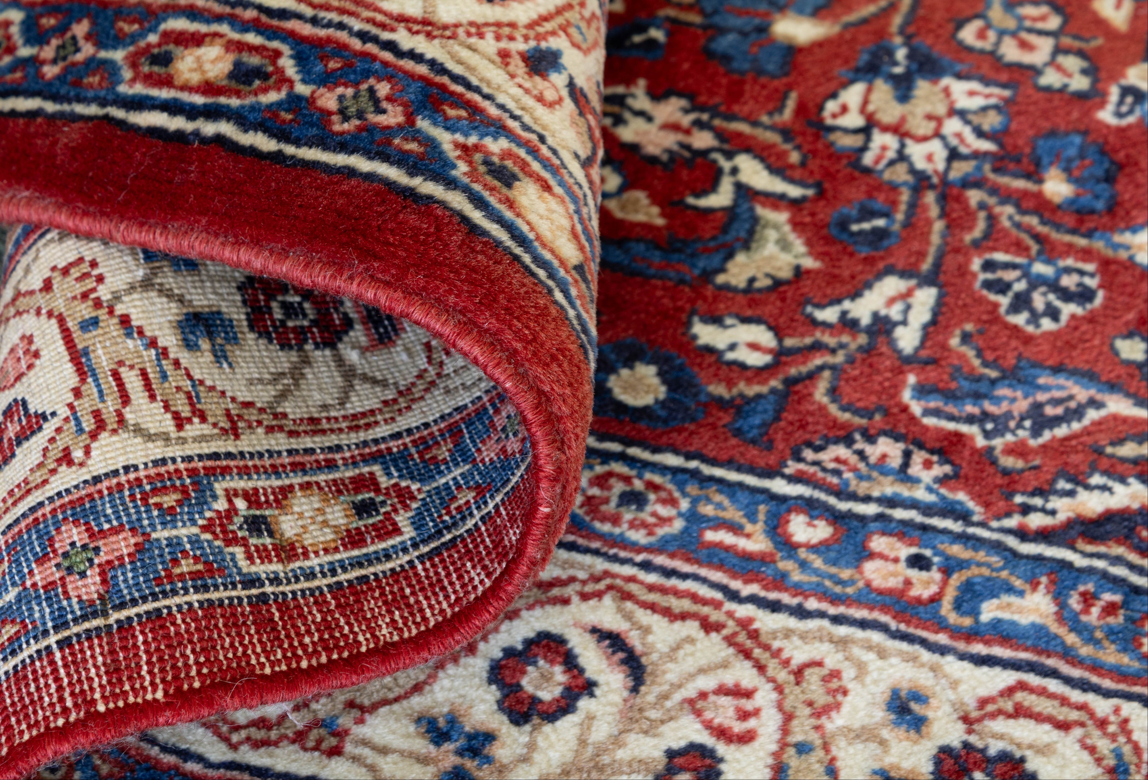 Persian Sarouk 3'5" x 5'