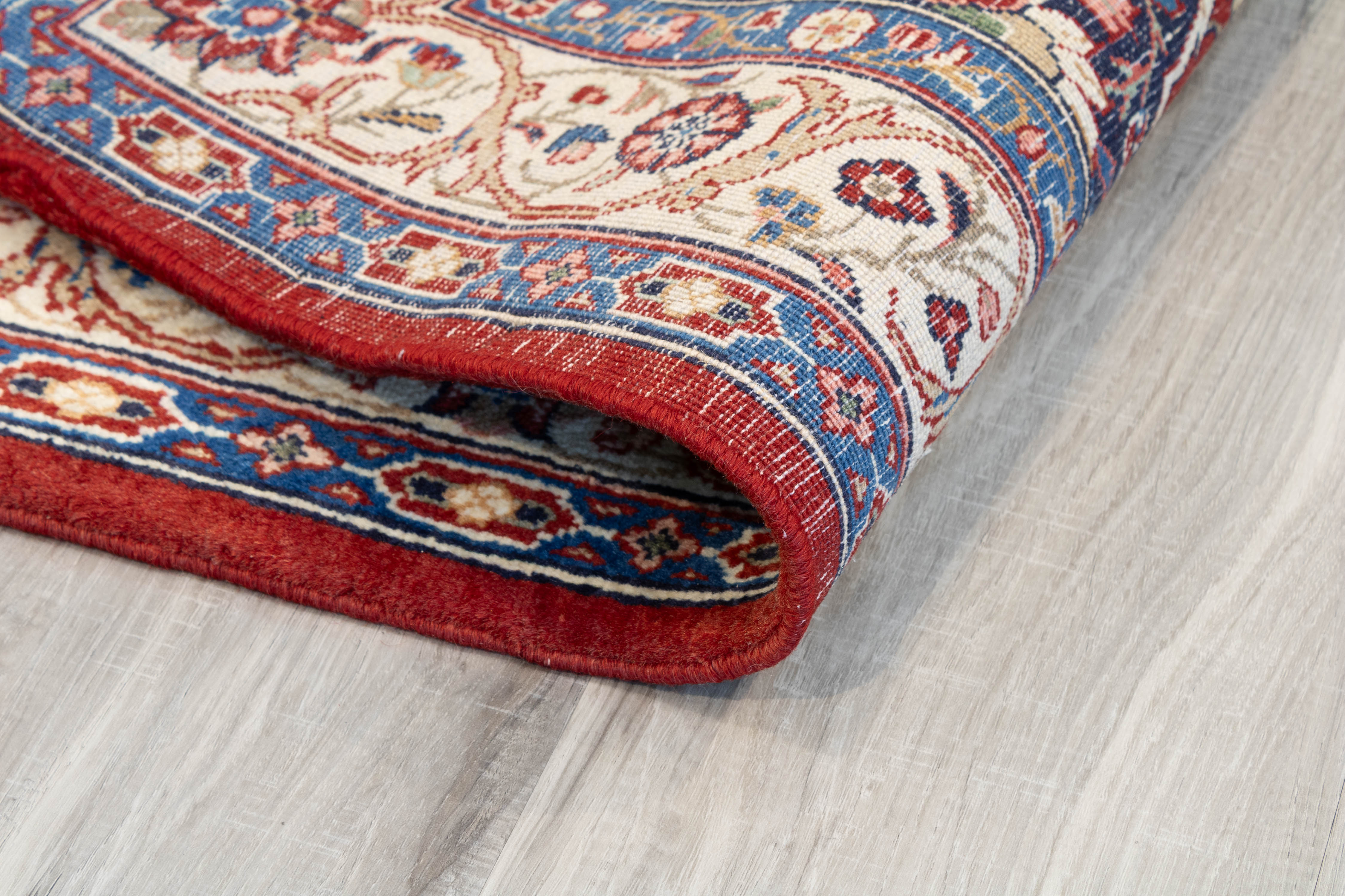 Persian Sarouk 3'5" x 5'