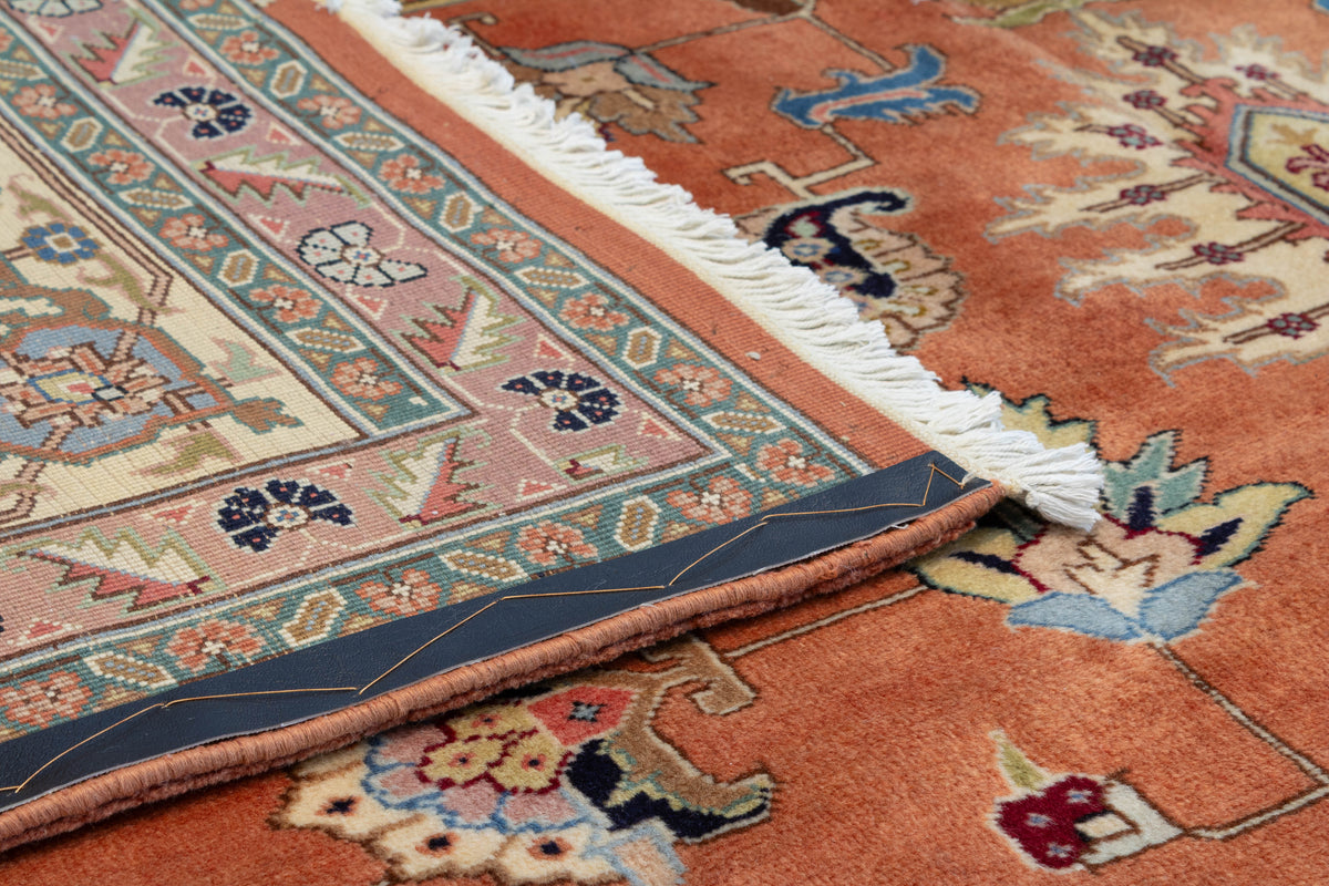 Persian Heriz 9'5" x 12'4"