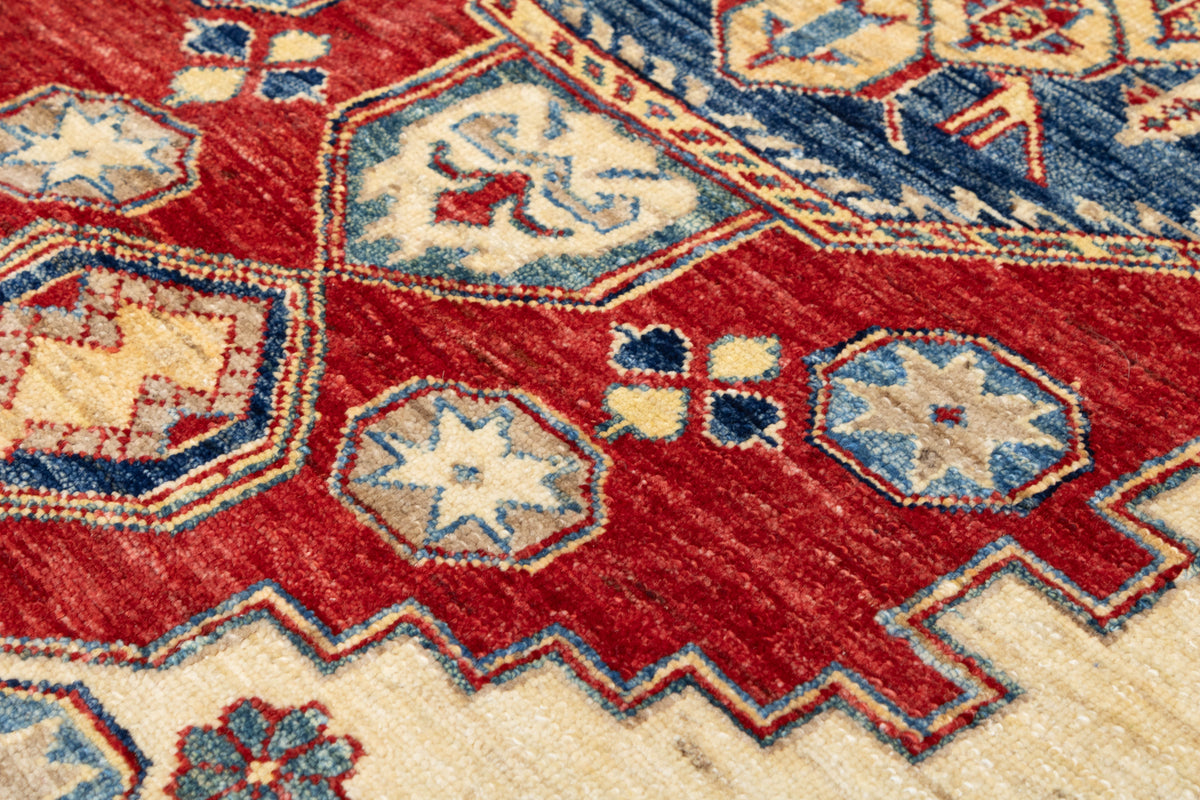 Pakistan Kazak 3'11" x 5'10"