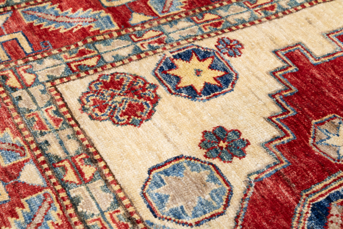 Pakistan Kazak 3'11" x 5'10"