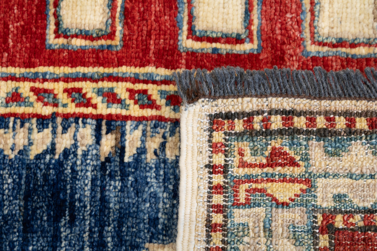 Pakistan Kazak 3'11" x 5'10"