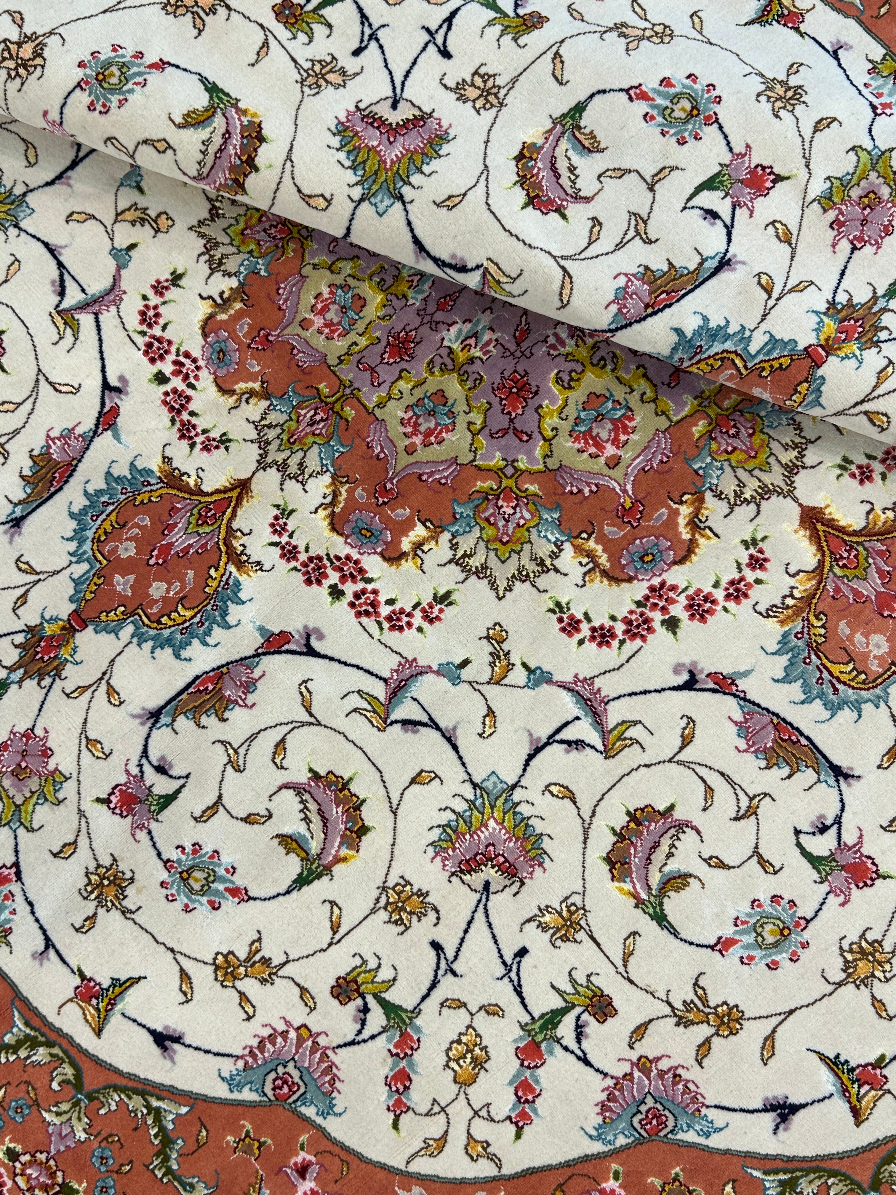 Persian Tabriz 6'8" Round