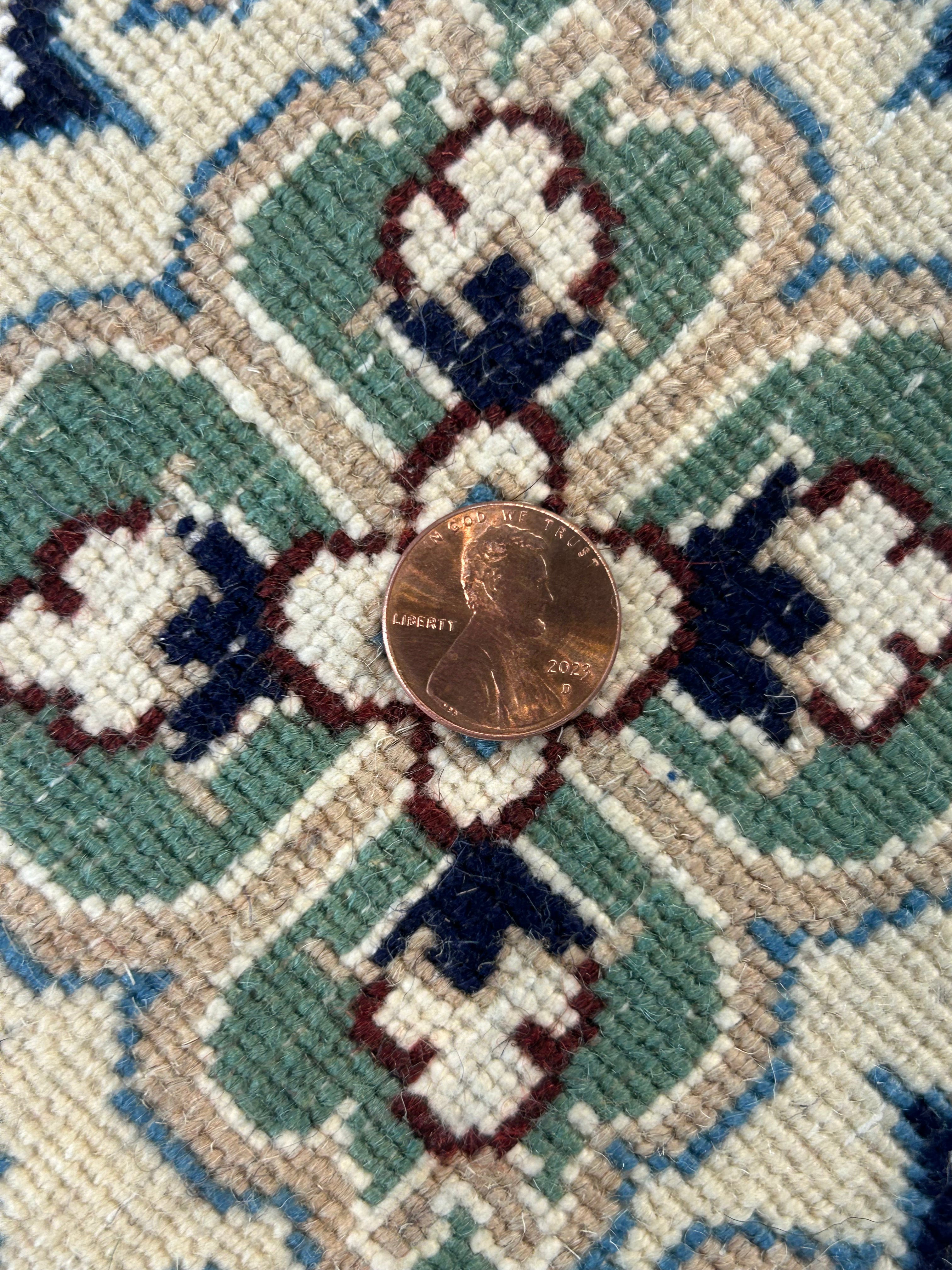 Persian Nain 6'8" Round