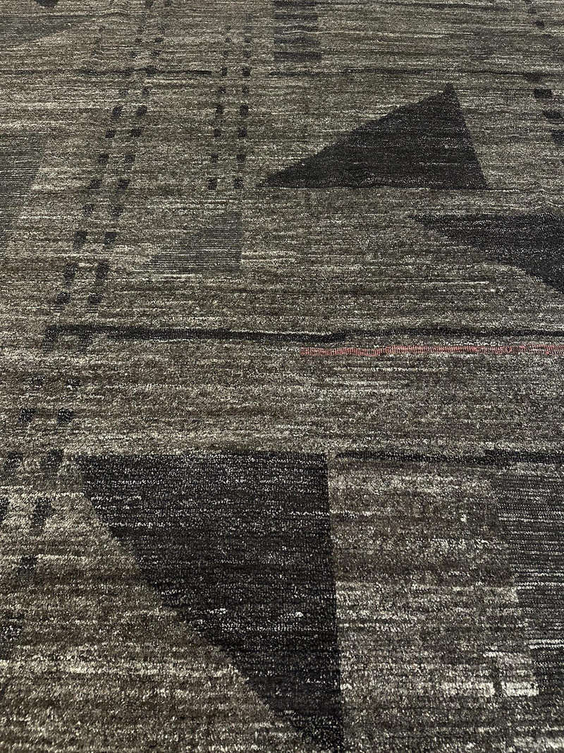 Monzo┃Charcoal