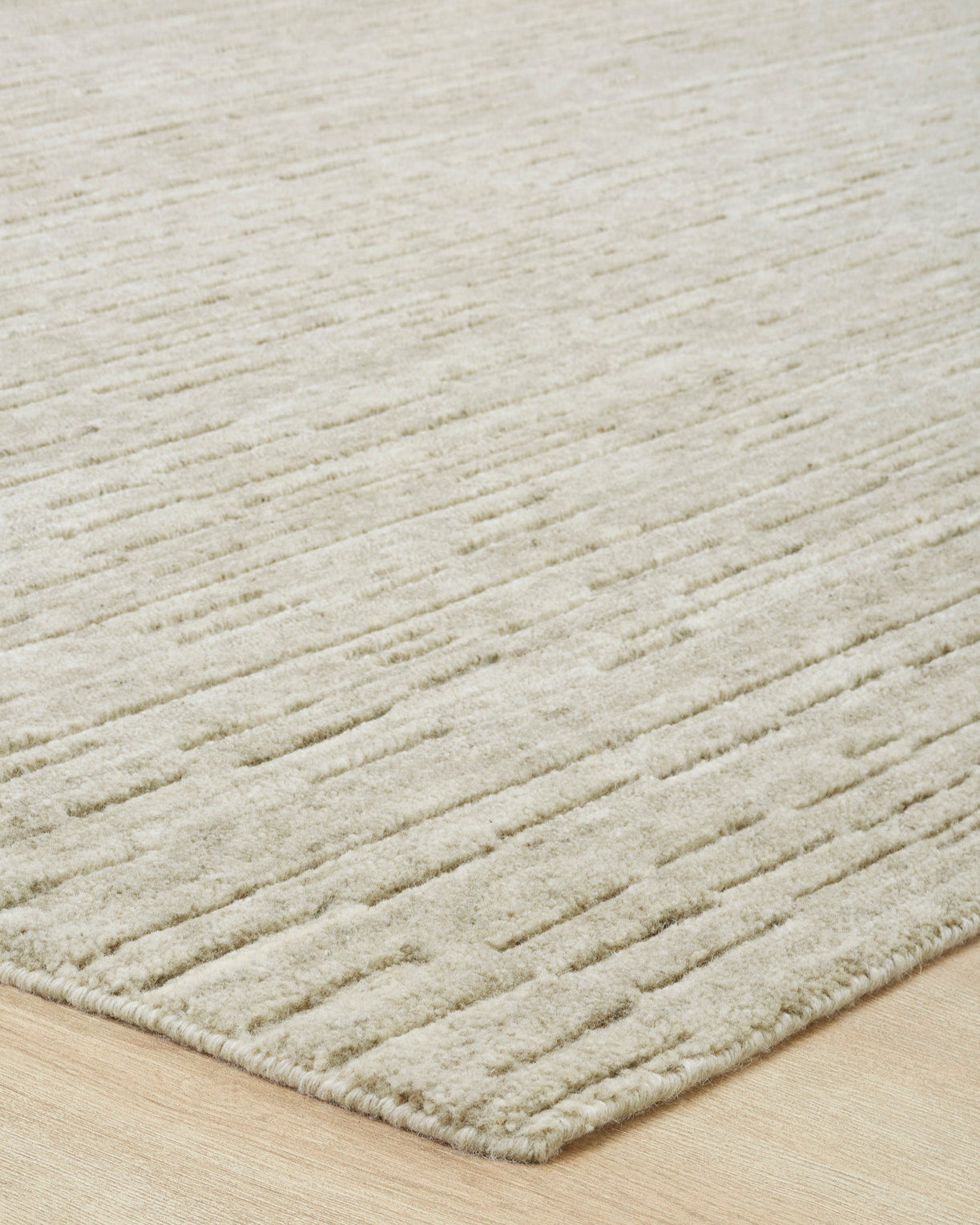 Theia Mist Neutral rug 