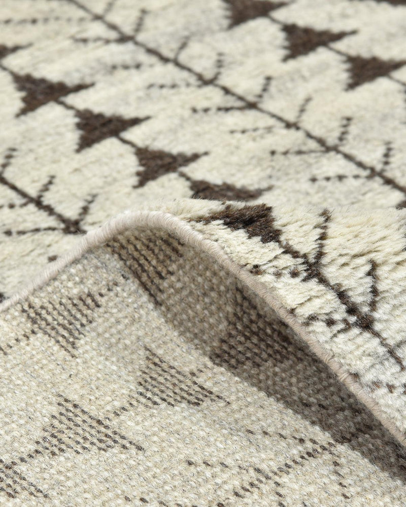 Goreve, Hand Woven Rug - Modern Rug Importers