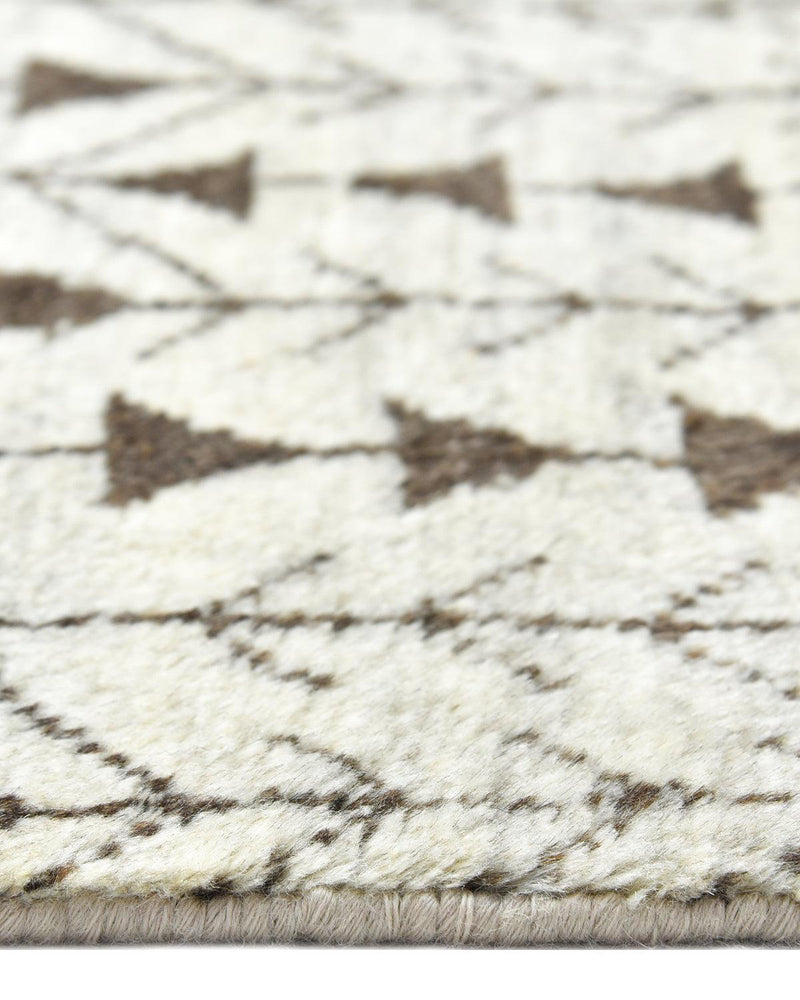 Goreve, Hand Woven Rug - Modern Rug Importers