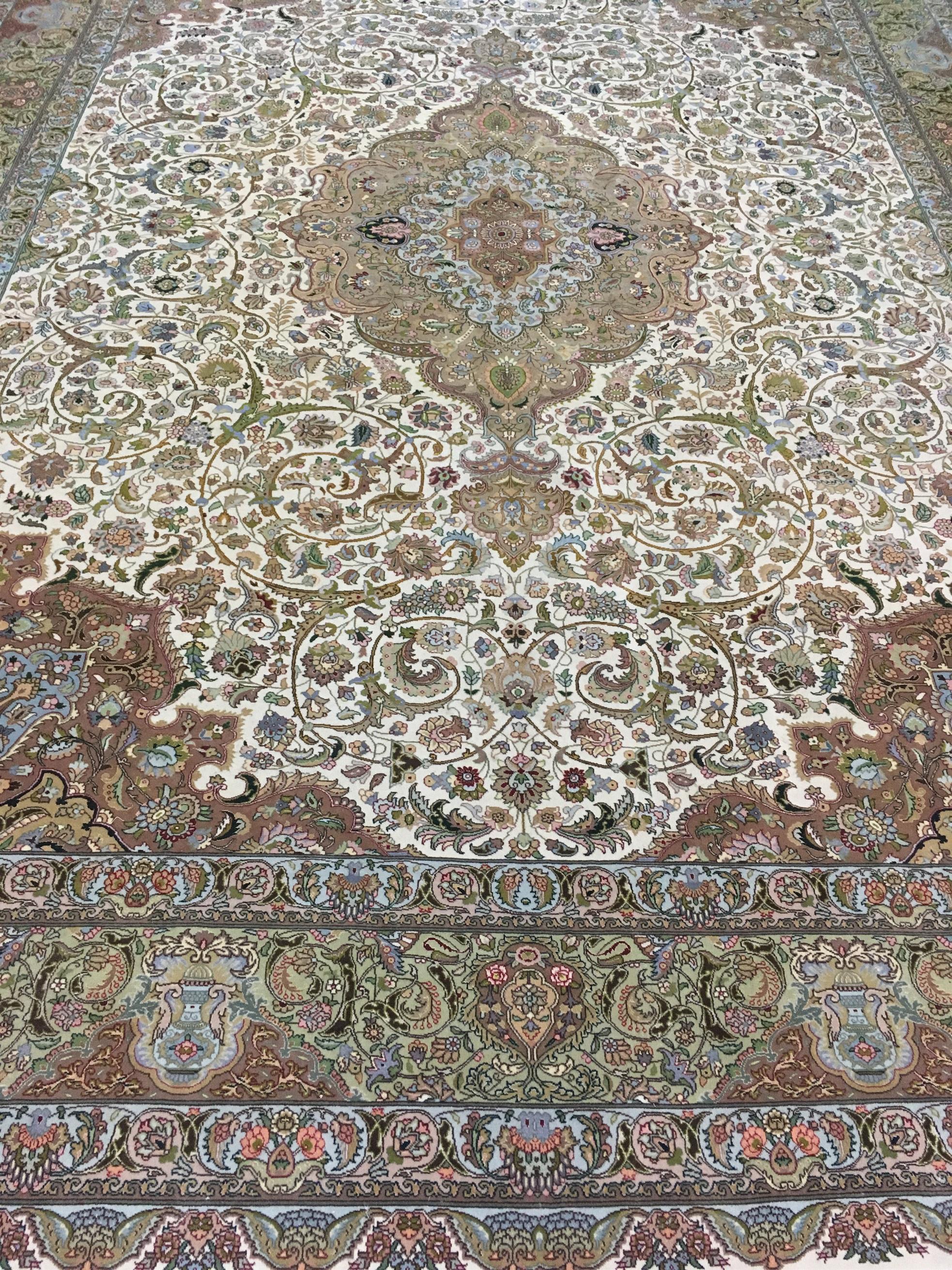 Persian Tabriz 9'11" x 13'