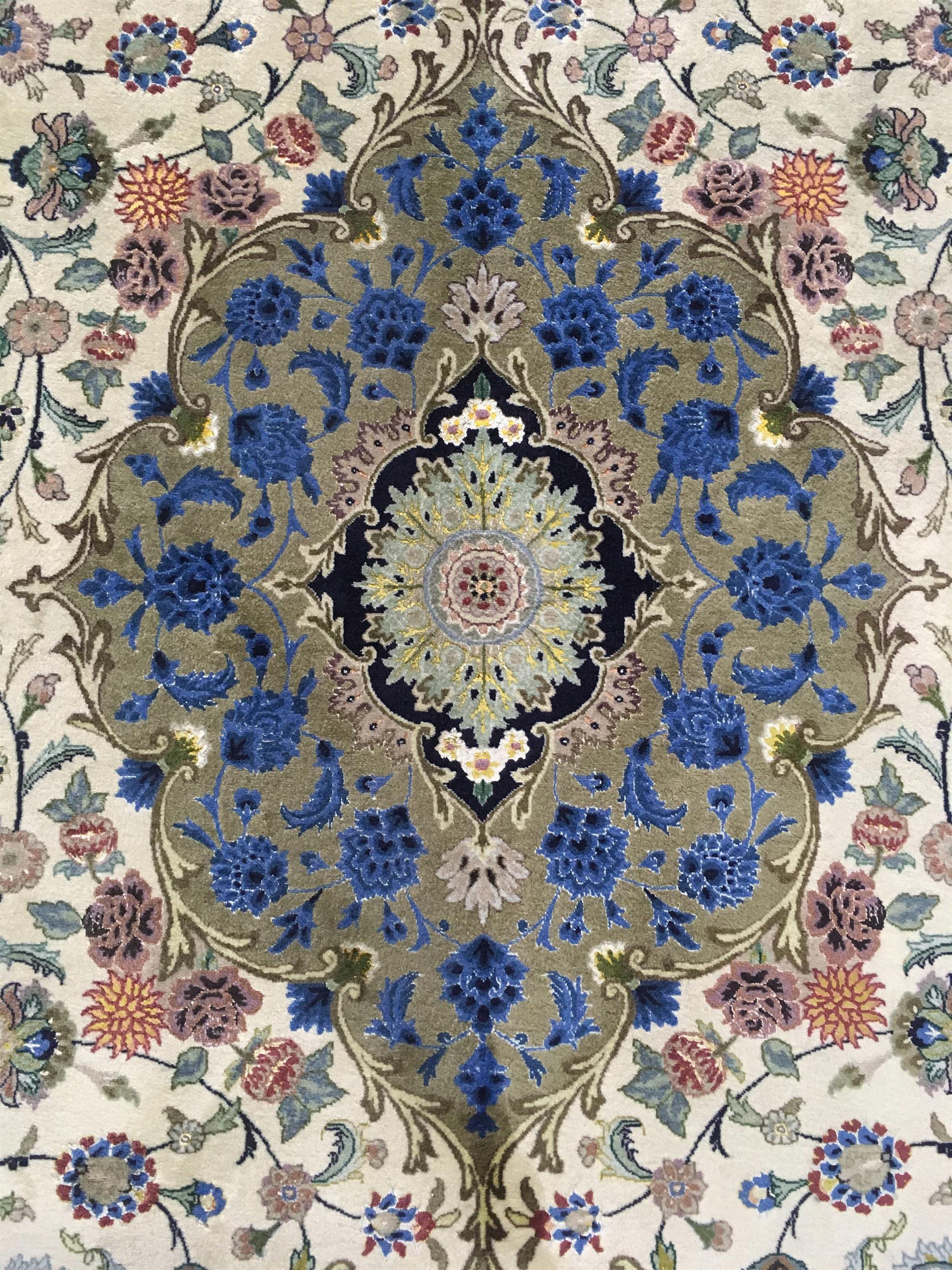 Persian Tabriz 6'8" x 10'