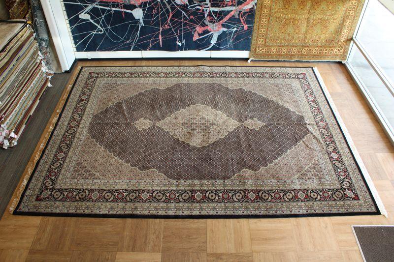 India Mahi Design Hand Knotted Rug