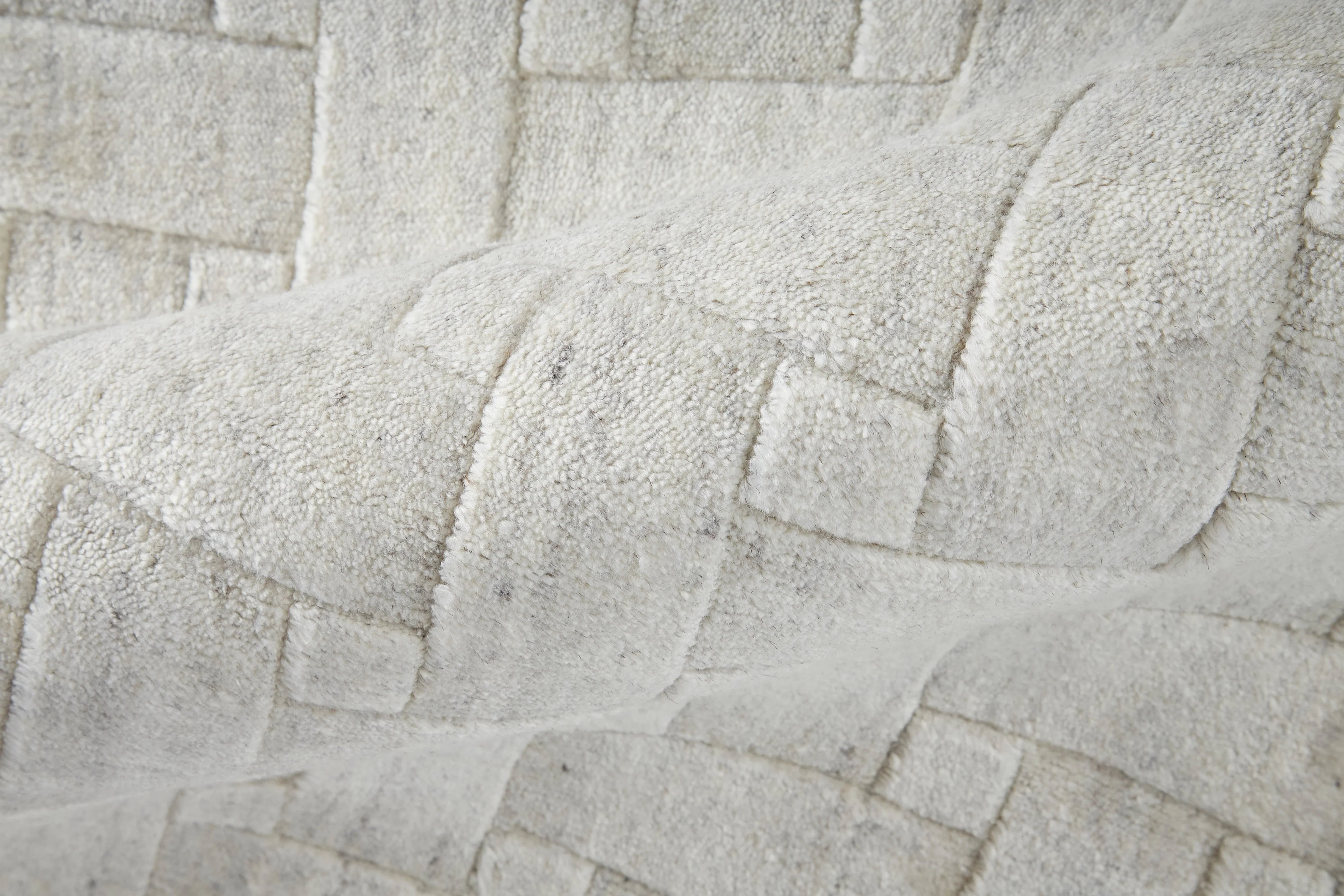 Ersa┃White